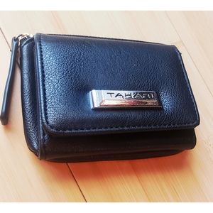TAHARI mini wallet never used brand new
